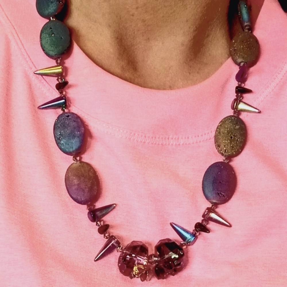 Rainbow druzy geode agate crystal necklace with glass skulls & spikes &earrings
